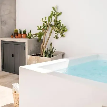 Traditional House: Private Pool And Sunny Terrace