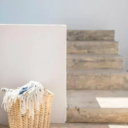 Traditional House: Private Pool And Sunny Terrace Portimão