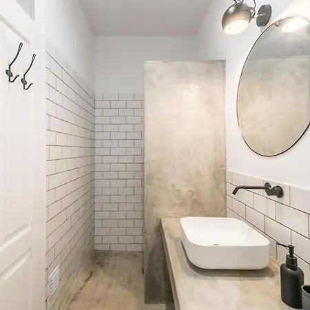 Traditional House: Private Pool And Sunny Terrace * Portimão