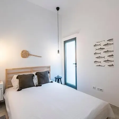 Traditional House: Private Pool And Sunny Terrace Villa *