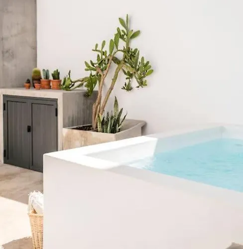 Traditional House: Private Pool And Sunny Terrace