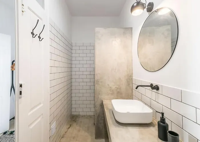 Traditional House: Private Pool And Sunny Terrace * Портиман