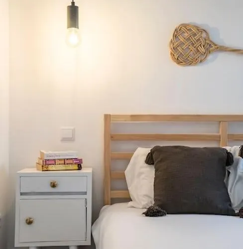 Traditional House: Private Pool And Sunny Terrace Портиман