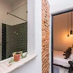Вилла Traditional House: Private Pool And Sunny Terrace Портиман