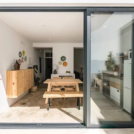 Вилла Traditional House: Private Pool And Sunny Terrace