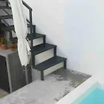 Traditional House: Private Pool And Sunny Terrace Портіман