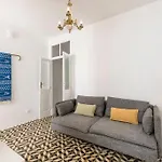 Traditional House: Private Pool And Sunny Terrace Вілла