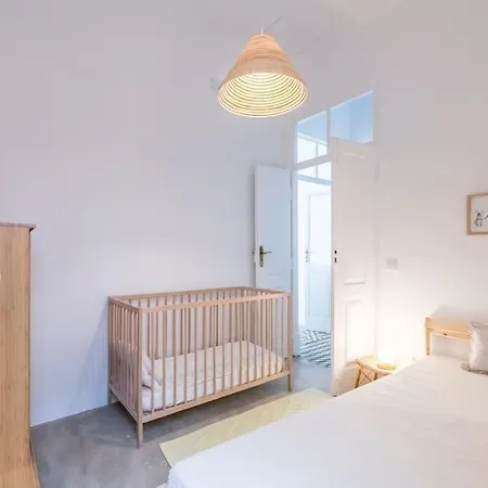 Villa Traditional House: Private Pool And Sunny Terrace Portimao